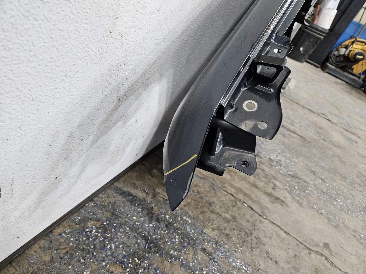 2021 SIERRA150 RH FENDER DARK SHADOW MET 6D1 3D.05 26630 - image 20