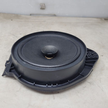 2021 SIERRA150 REAR DOOR BOSE SPEAKER 7K MILES 26635 - image 5