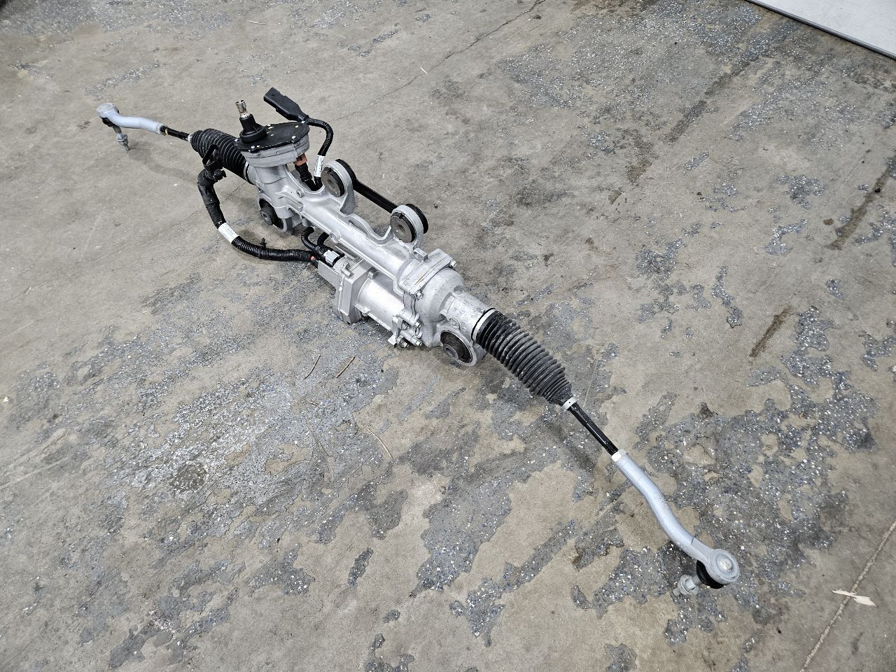 2021 SIERRA150 OEM STEERING RACK 7K MILES 84941965 26645 - image 4