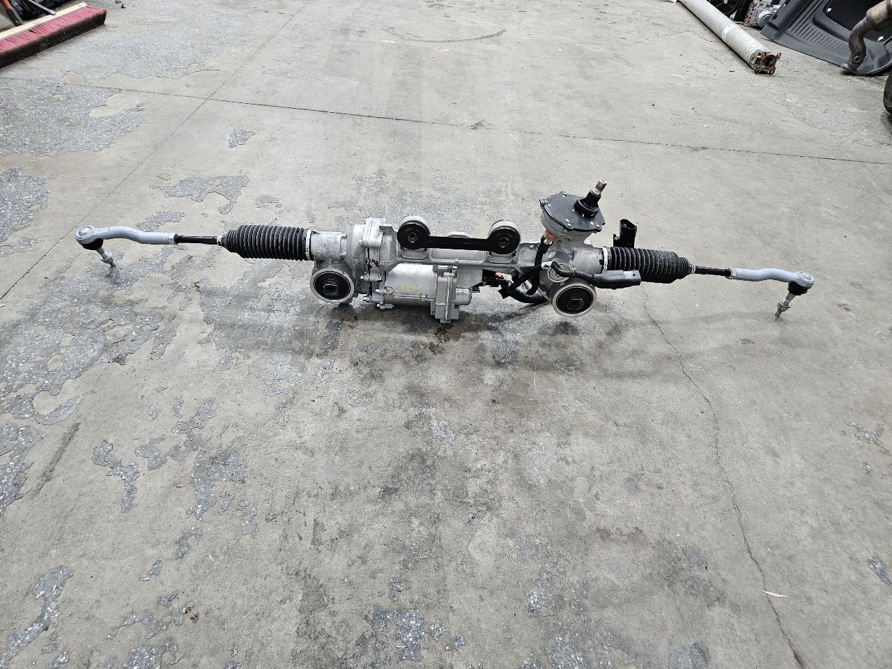 2021 SIERRA150 OEM STEERING RACK 7K MILES 84941965 26645 - image 5