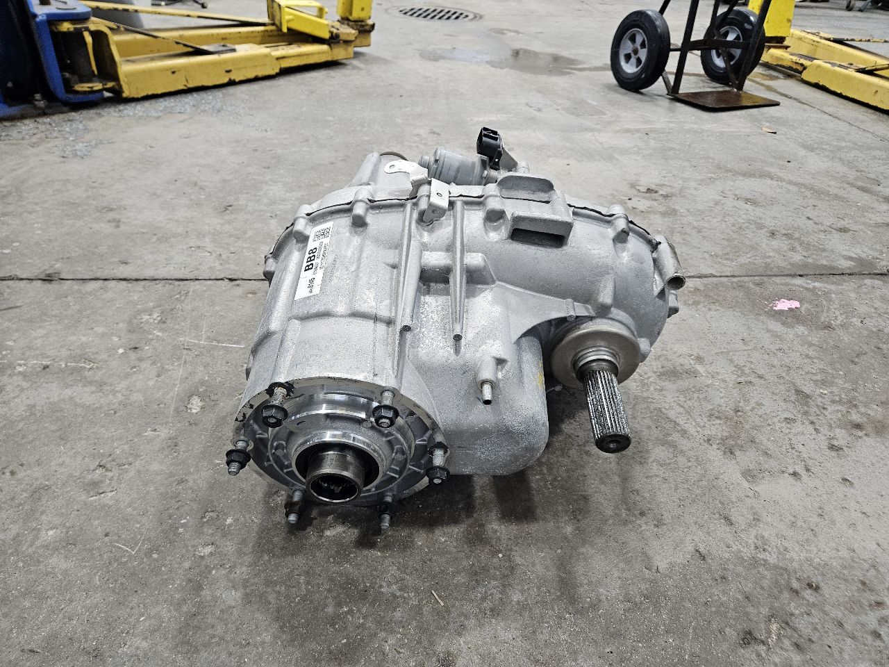 2021 SIERRA150 2 SPEED TRANSFER CASE BB8 7,696 MILE 26666 - image 5