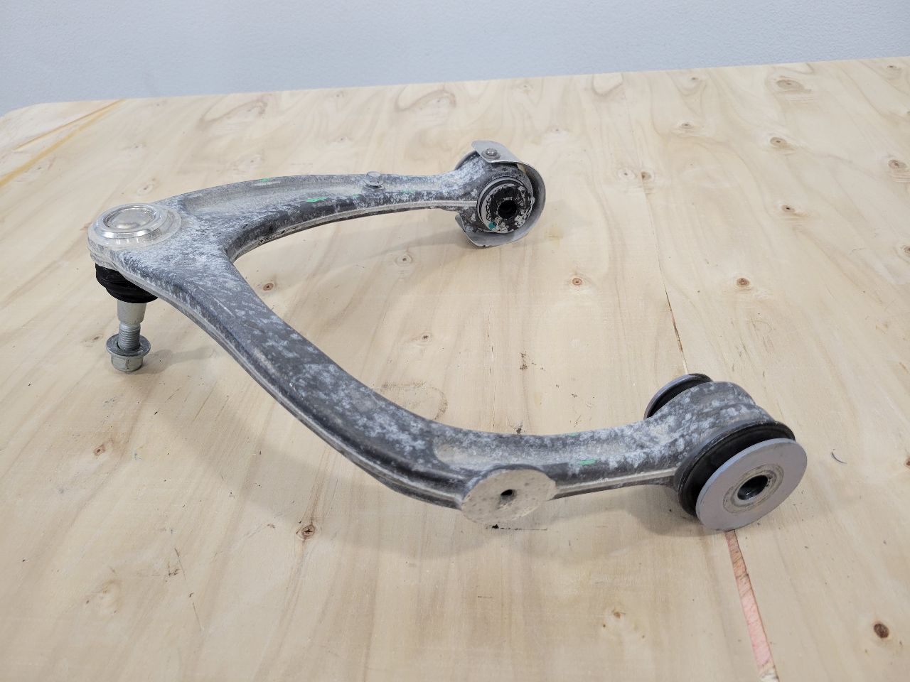 2021 SIERRA150 RH PASSENGER UPPER CONTROL ARM 7K MI 26669 - image 3