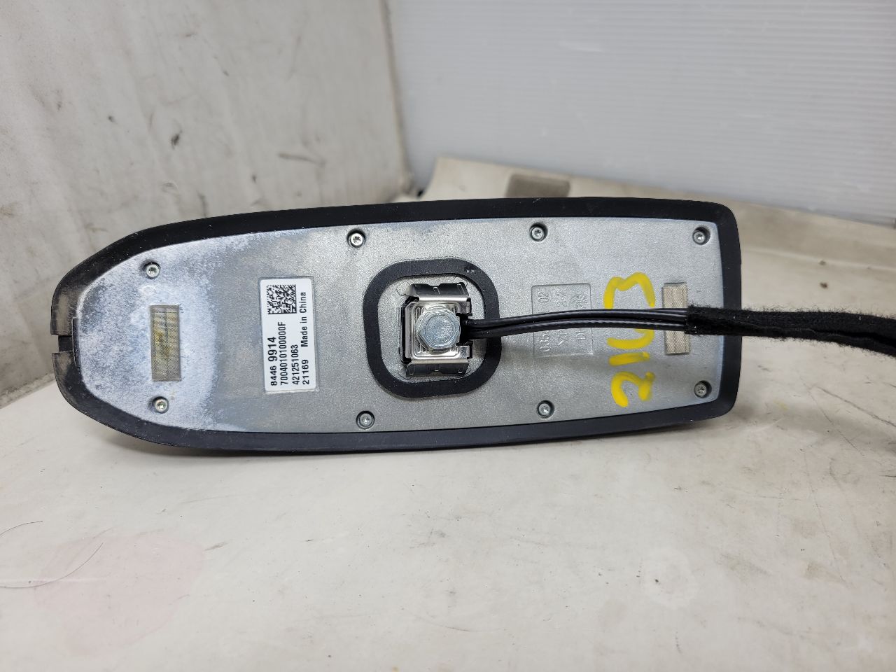 2021 SIERRA150 SHARK FIN ANTENNA DARK SHADOW METALL 26673 - image 9
