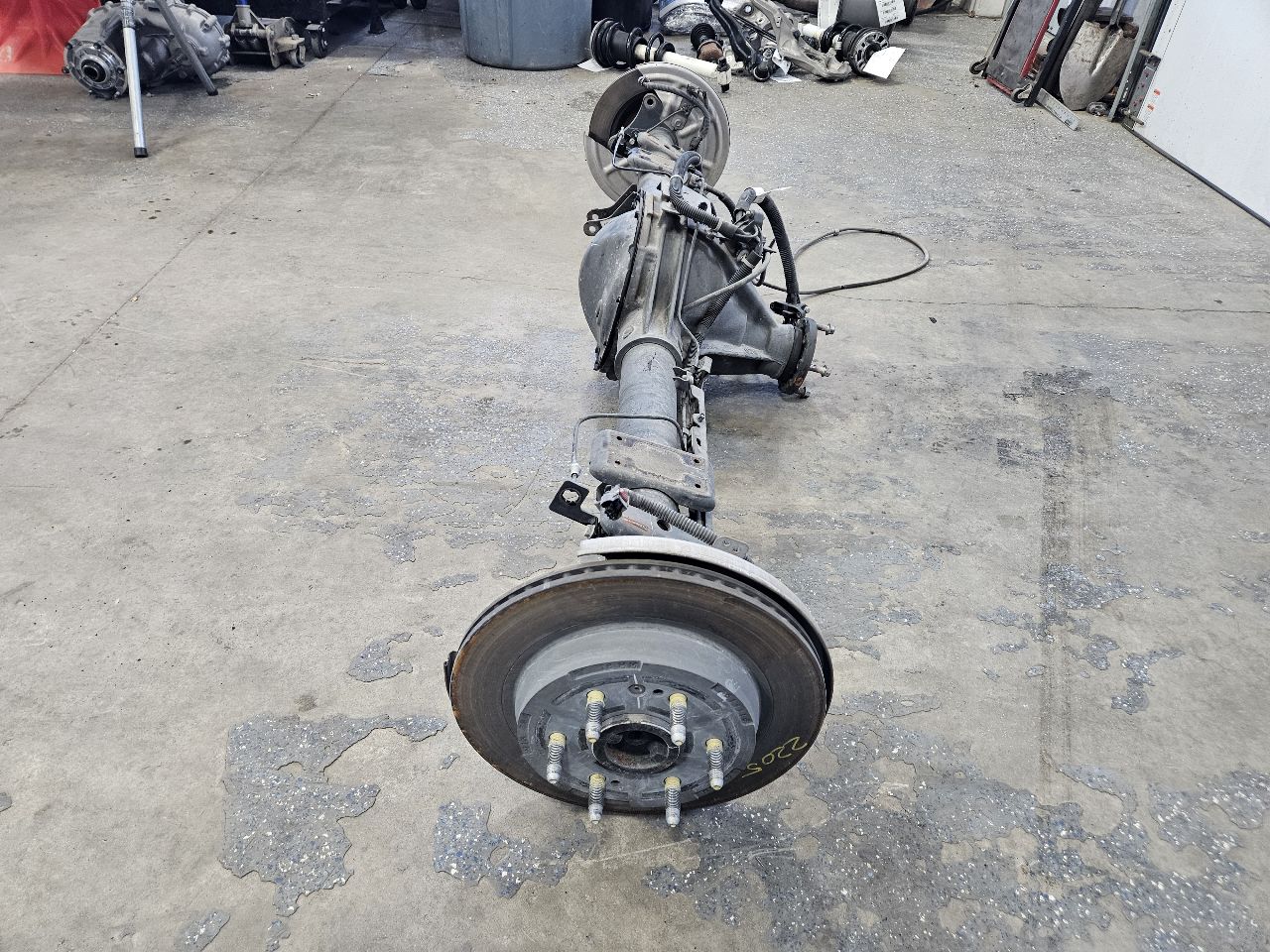 2021 SIERRA150 REAR AXLE 9.75 RG 3.23 GU5 G80 42K 26741 - image 3