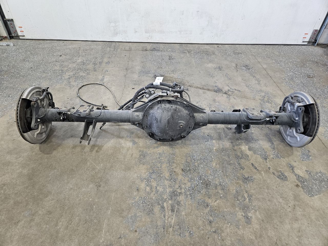 2021 SIERRA150 REAR AXLE 9.75 RG 3.23 GU5 G80 42K 26741 - image 6