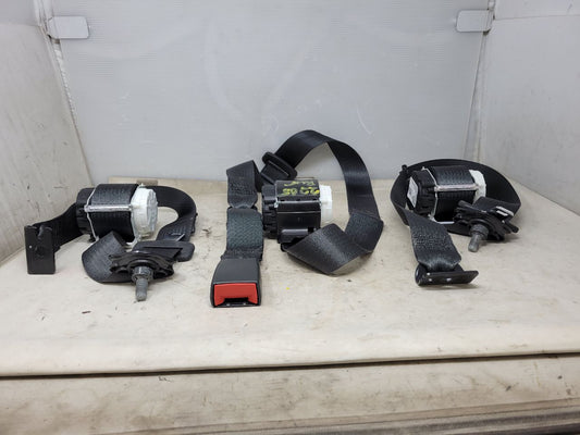 2021 SIERRA150 SET OF 3 REAR SEAT BELTS BLACK 26815 - image 2