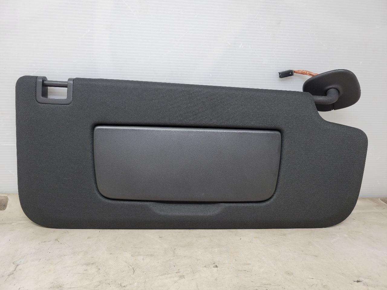 2021 SIERRA150 RH PASSENGER LIGHT SUN VISOR BLACK 26826 - image 6