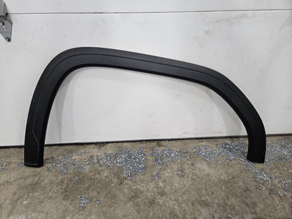 2019 SIERRA150 PASSENGER FRONT FENDER FLARE OEM 844 26848 - image 1