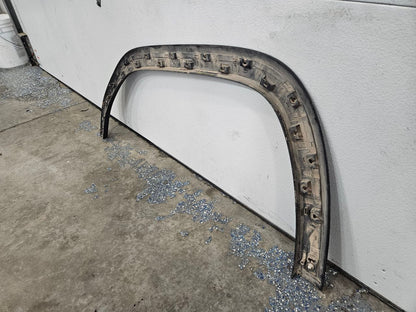 2019 SIERRA150 PASSENGER FRONT FENDER FLARE OEM 844 26848 - image 9