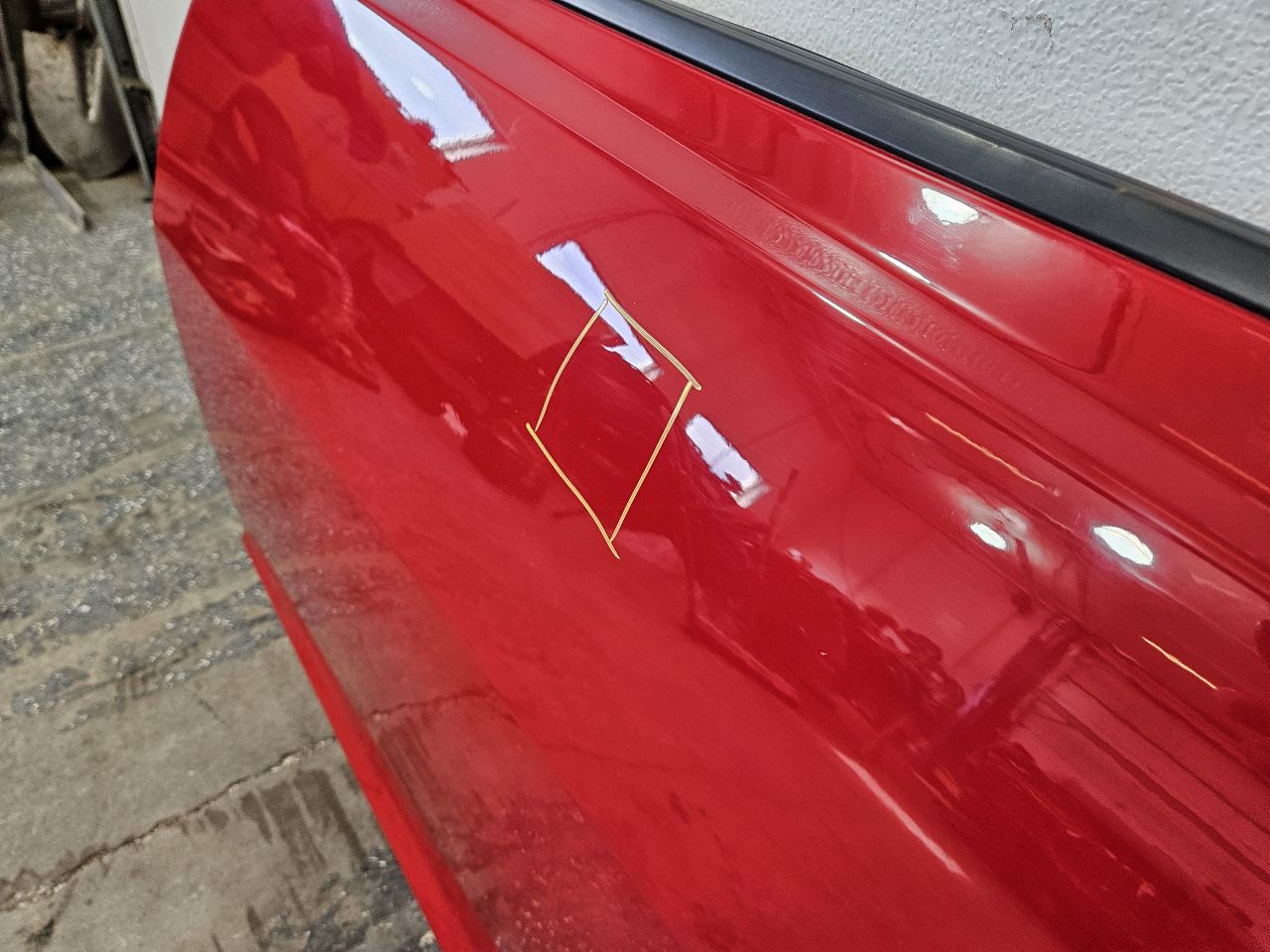 2013 CAMARO LH DRIVER DOOR VICTORY RED GCN 26884 - image 6