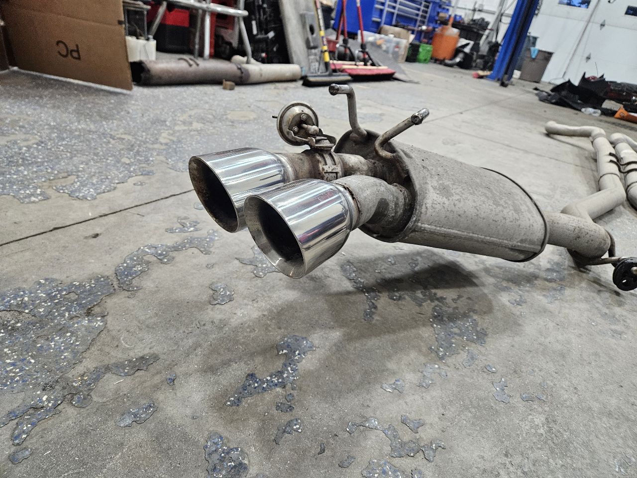 2013 CAMARO OEM DUAL BI MODE EXHAUST NPP CATBACK 26890 - image 9