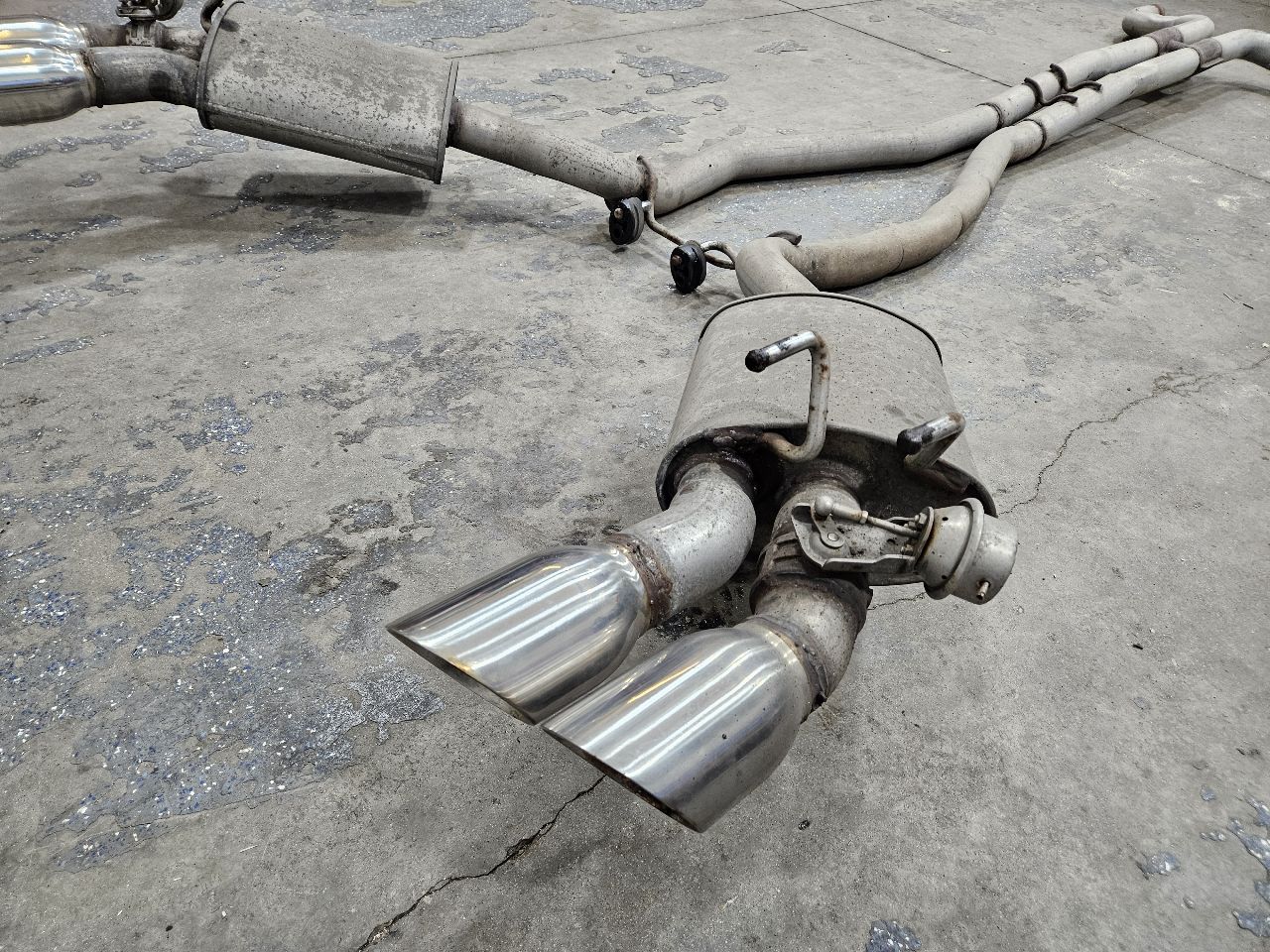 2013 CAMARO OEM DUAL BI MODE EXHAUST NPP CATBACK 26890 - image 11