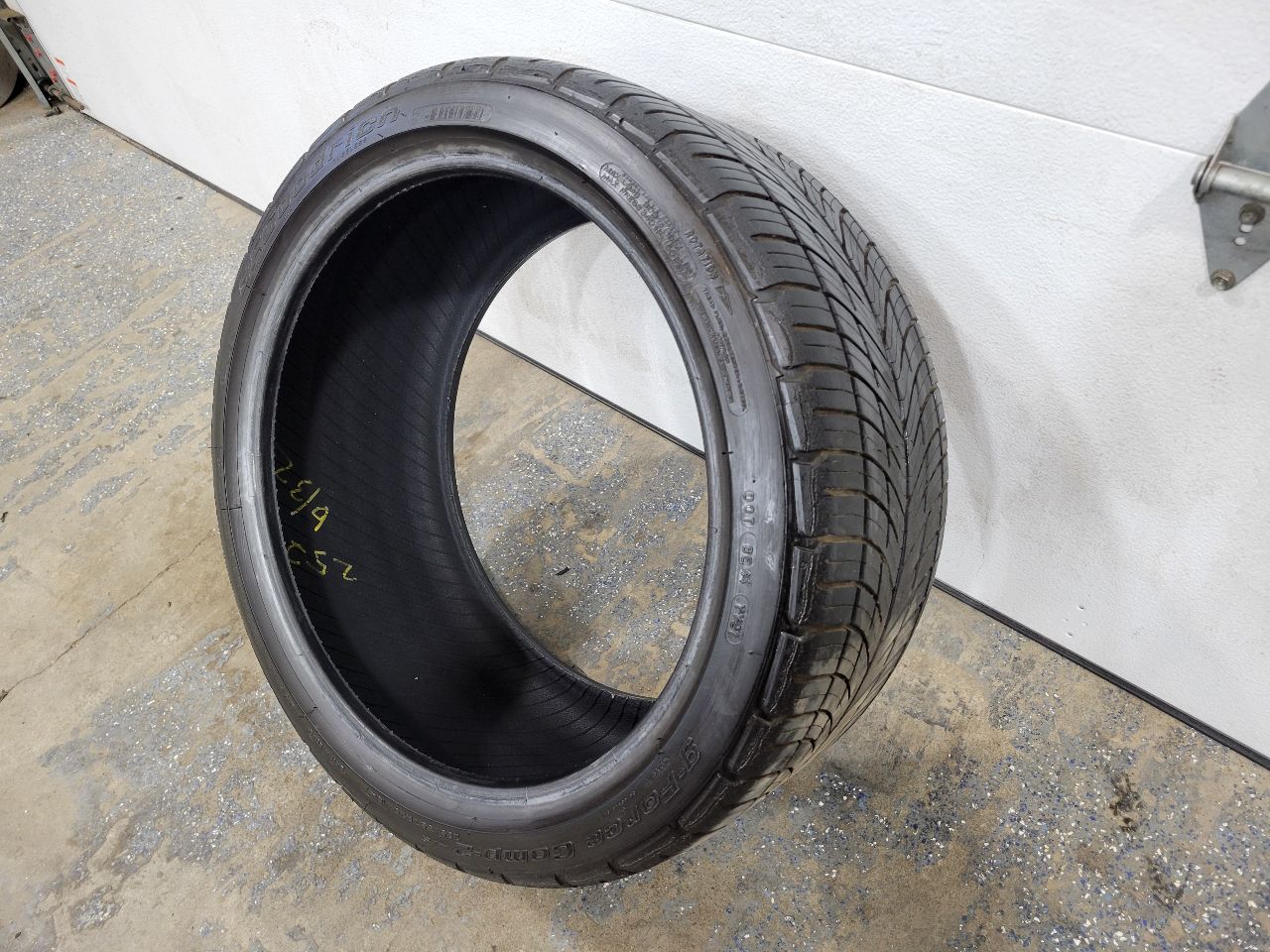 2013 CAMARO BFGoodrich g-Force Comp 2 285/35ZR20 26953 - image 3