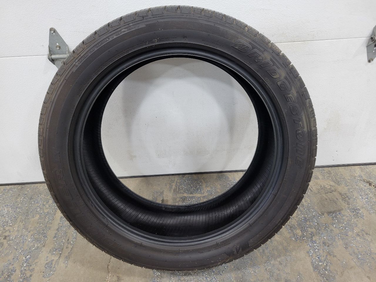 2016 ESCALADE BRIDGESTONE DUELER LX 285/45R22 26954 - image 5