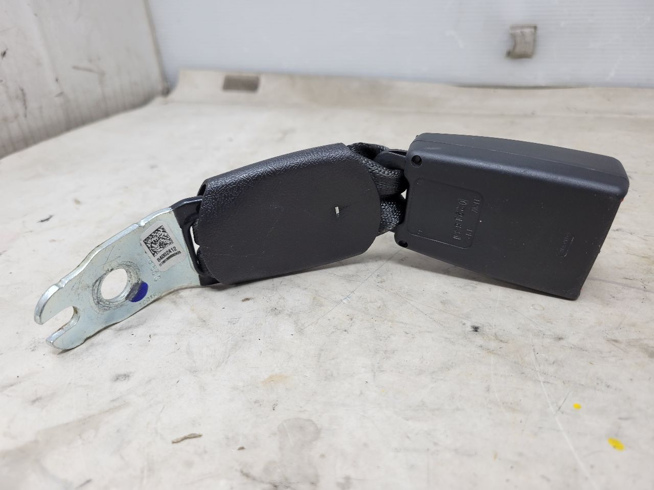 2018 CAMARO REAR SEAT BELT BUCKLE FITS LH OR RH 26964 - image 6