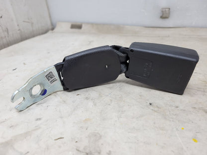 2018 CAMARO REAR SEAT BELT BUCKLE FITS LH OR RH 26964 - image 6