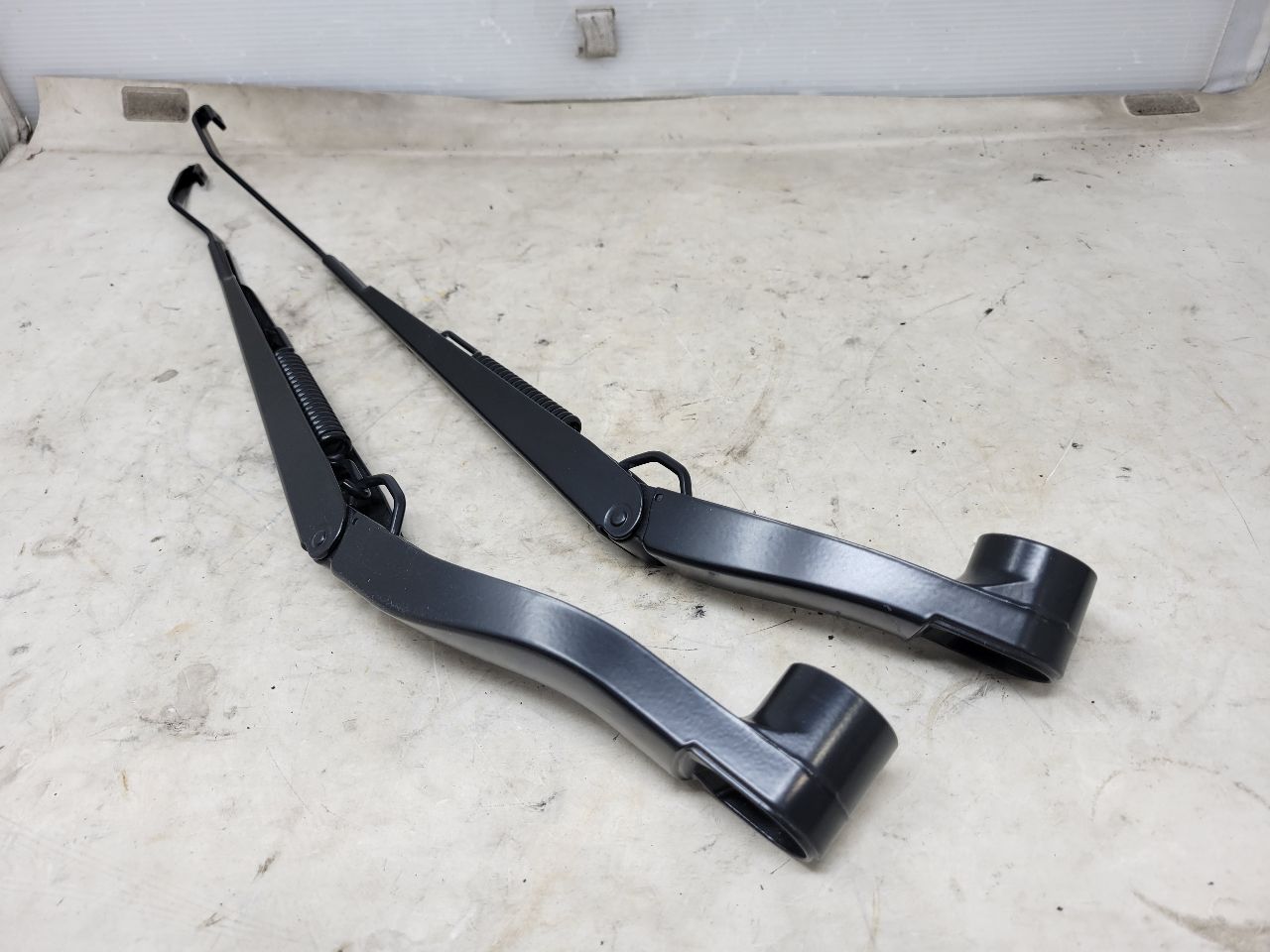 2018 CAMARO WINDSHIELD WIPER ARMS PAIR LH RH 26966 - image 5