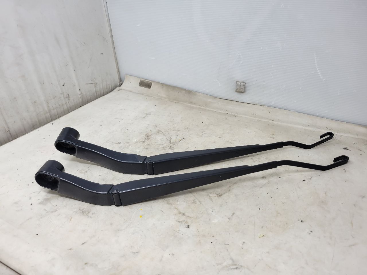 2018 CAMARO WINDSHIELD WIPER ARMS PAIR LH RH 26966 - image 7