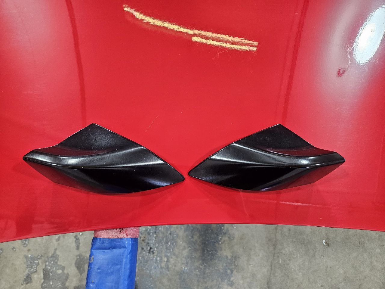 2018 CAMARO SS 1LE DECKLID & SPOILER RED G7C 26981 - image 13