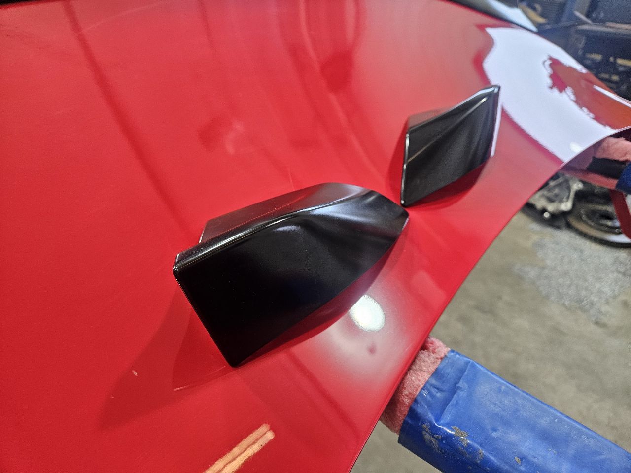2018 CAMARO SS 1LE DECKLID & SPOILER RED G7C 26981 - image 14