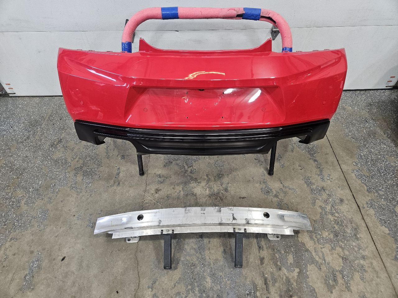 2018 CAMARO REAR SS PARK ASSIST NPP RED G7C 130X 26985 - image 2