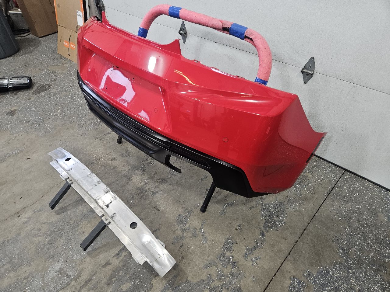 2018 CAMARO REAR SS PARK ASSIST NPP RED G7C 130X 26985 - image 3