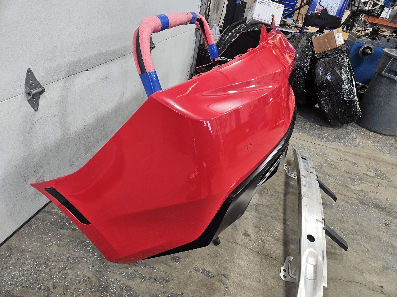 2018 CAMARO REAR SS PARK ASSIST NPP RED G7C 130X 26985 - image 9