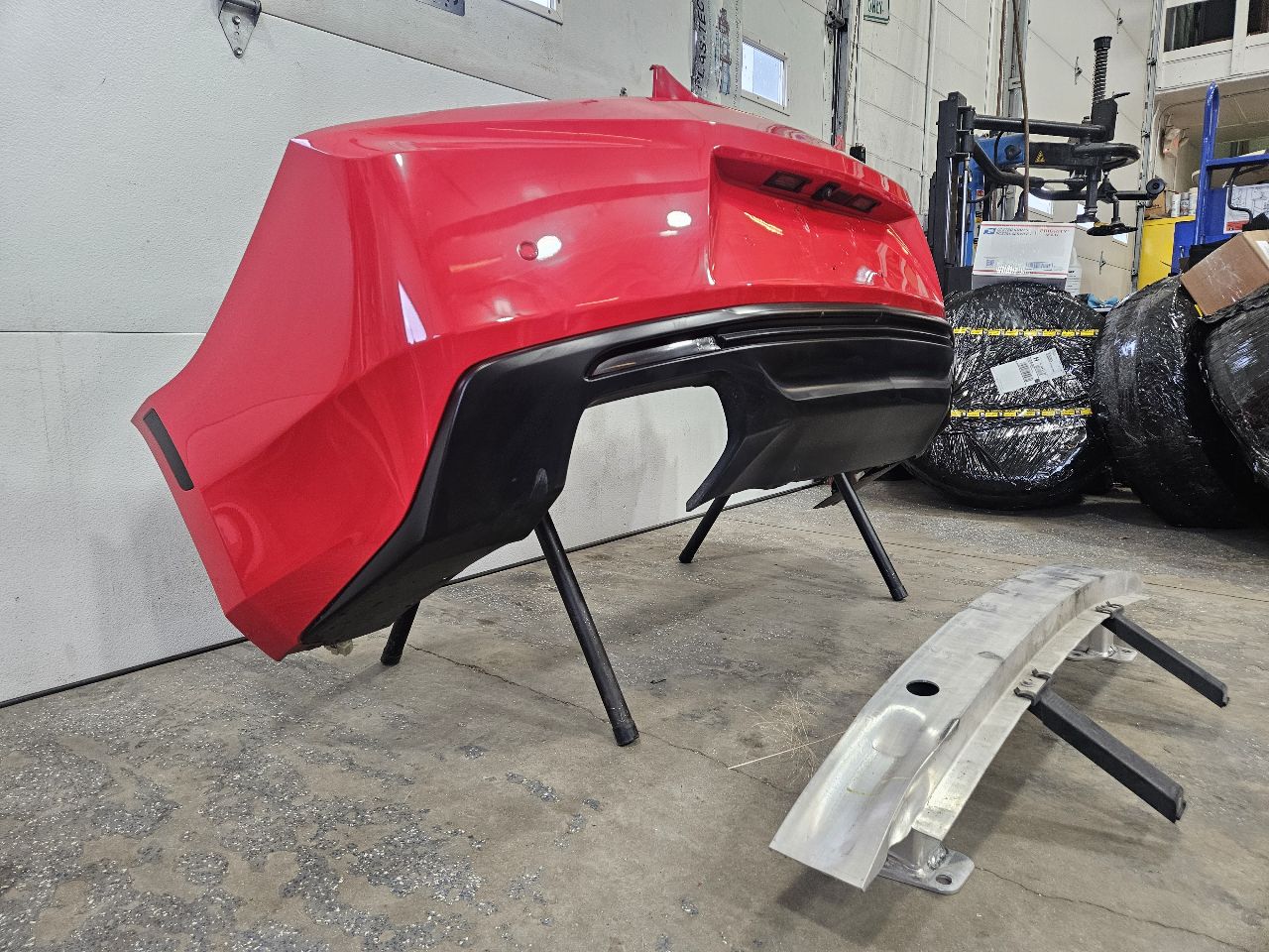 2018 CAMARO REAR SS PARK ASSIST NPP RED G7C 130X 26985 - image 12