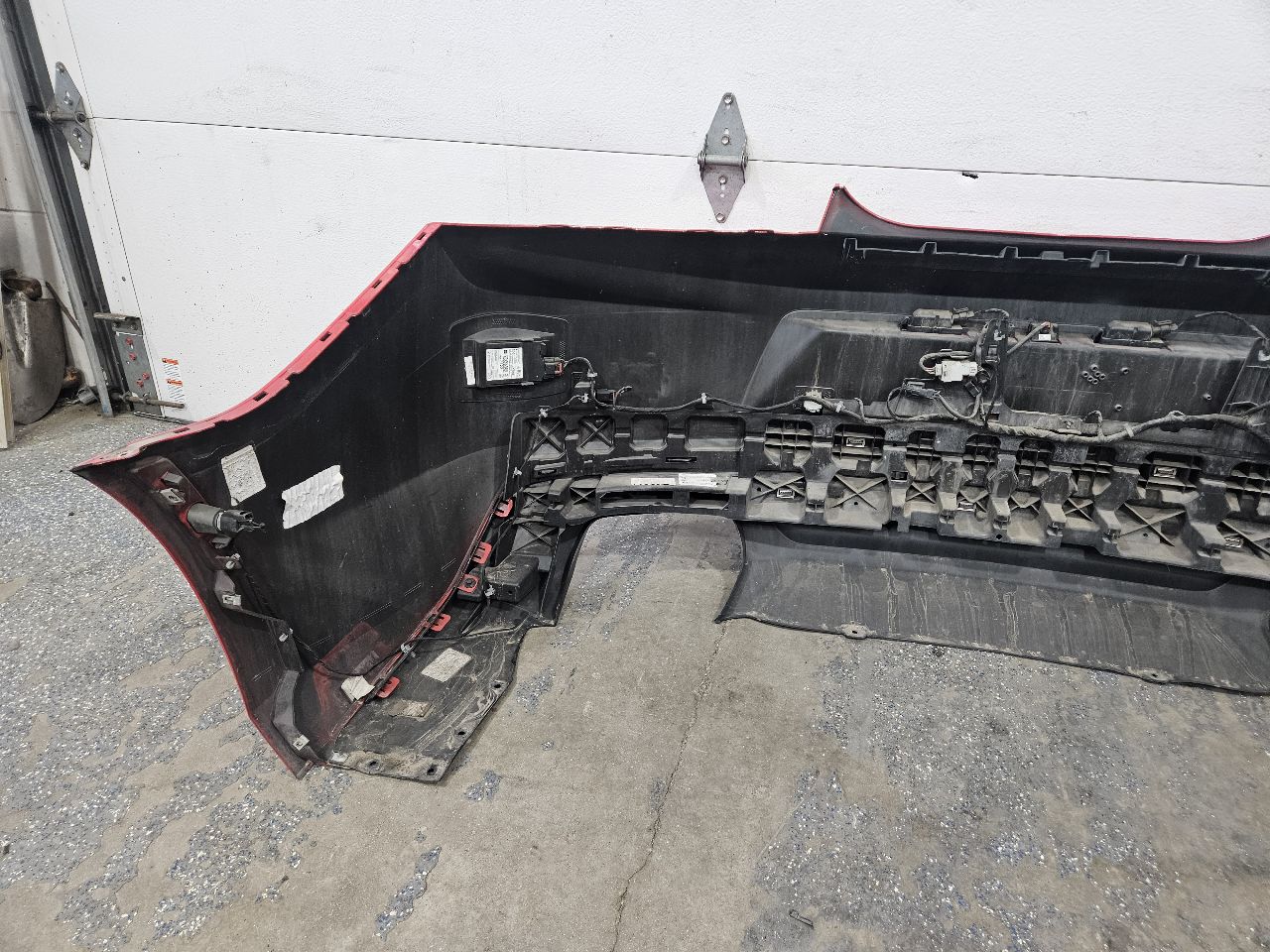 2018 CAMARO REAR SS PARK ASSIST NPP RED G7C 130X 26985 - image 19