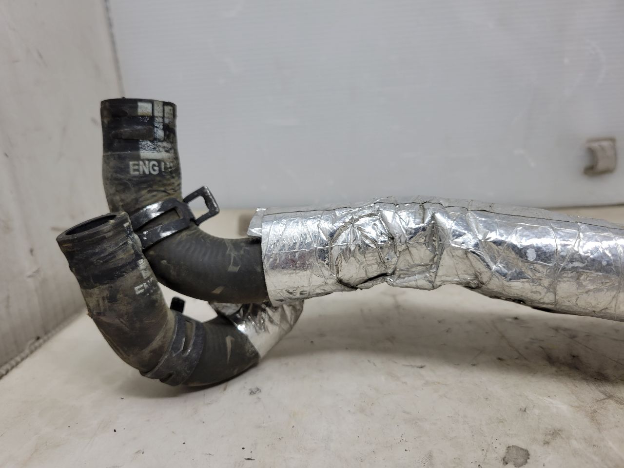 2018 CAMARO 6.2L HEATER HOSES INLET & OUTLET 27006 - image 3