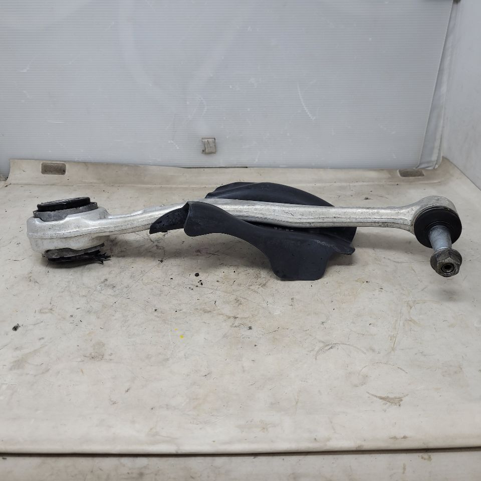 2018 CAMARO RH FRONT LOWER CONTROL ARM 27035 - image 2