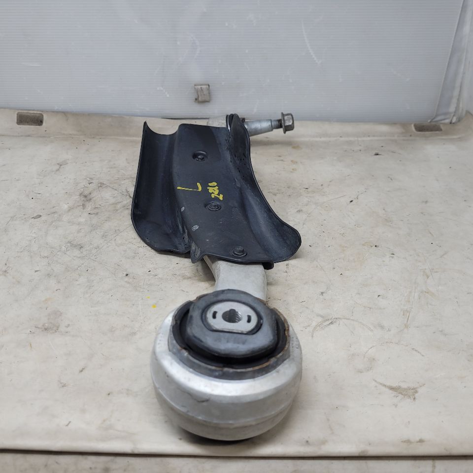 2018 CAMARO LH DRIVER FRONT LOWER CONTROL ARM 27036 - image 4
