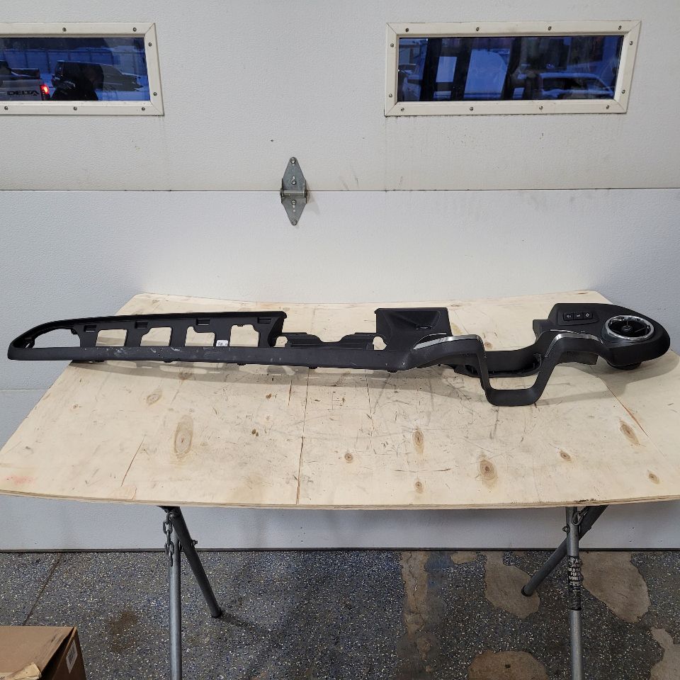 2018 CAMARO DASH BEZEL CLUSTER SURROUND TRIM 27040 - image 5