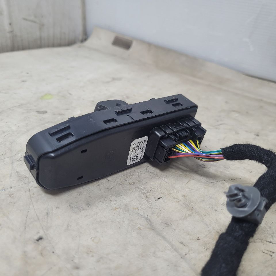 2018 CAMARO RH DOOR PANEL WIRING HARNESS 27070 - image 6