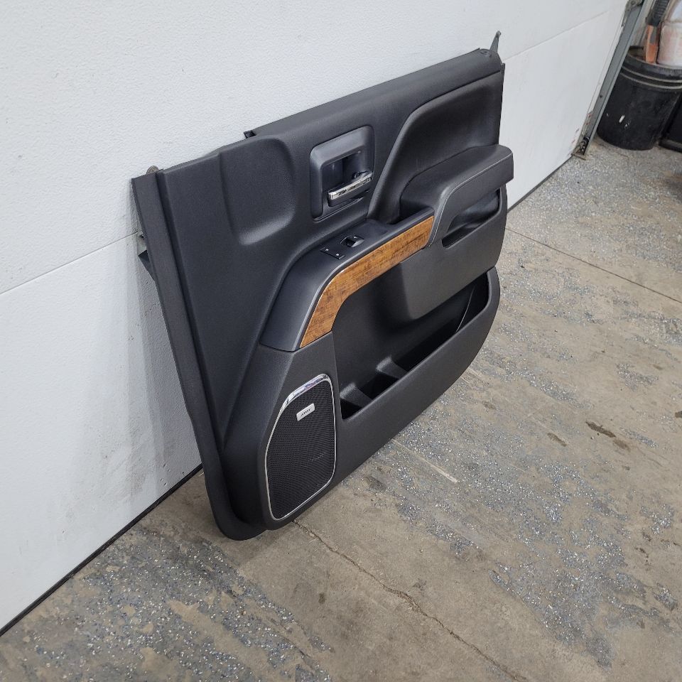 2017 SILVRDO15 RH FRONT DOOR TRIM PANEL HIGH COUNTR 27099 - image 6