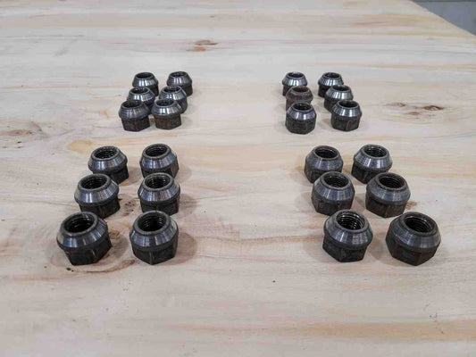 2005 YUKON LUG NUTS, OEM SET OF 24, 14x1.5 270 - image 1