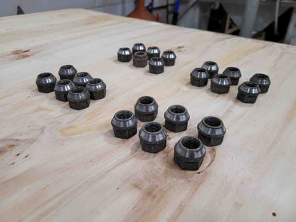 2005 YUKON LUG NUTS, OEM SET OF 24, 14x1.5 270 - image 3