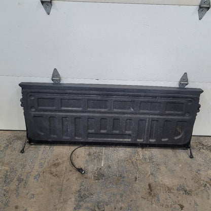 2017 SILVRDO15 TAILGATE BLACK LOWER CORNER DMG 7D2 27102 - image 11