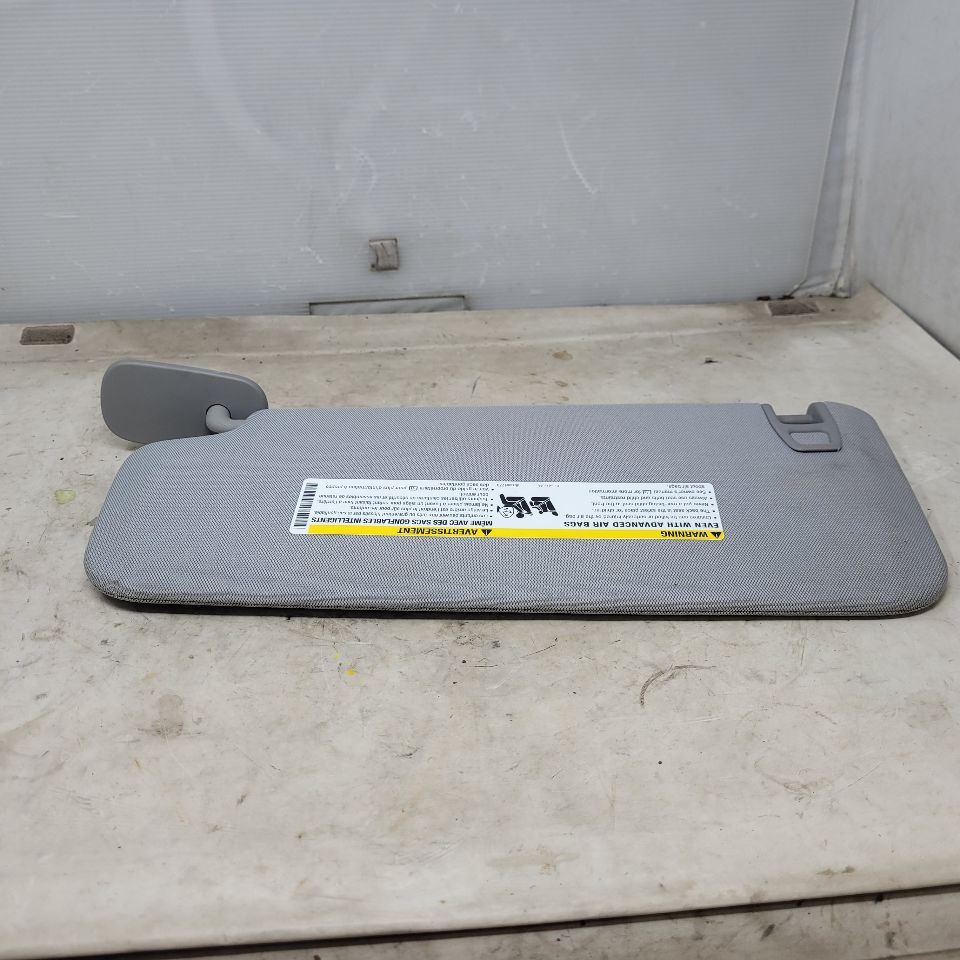 2017 SILVRDO15 RH PASSENGER SUN VISOR GREY LIGHTED 27153 - image 8