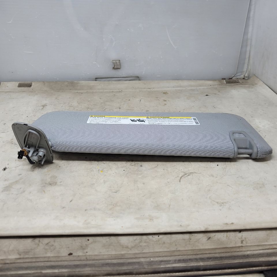 2017 SILVRDO15 LH DRIVER SUN VISOR ASH GREY LIGHTED 27154 - image 8