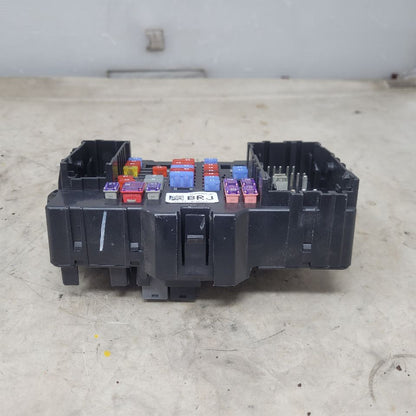 2017 SILVRDO15 LH DASH FUSE BOX JUNCTION 23459422 27161 - image 2