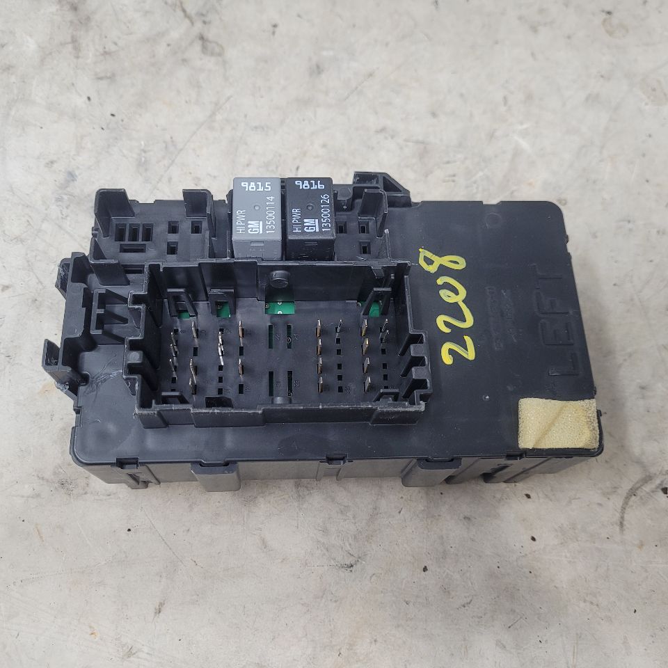2017 SILVRDO15 LH DASH FUSE BOX JUNCTION 23459422 27161 - image 6