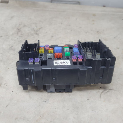 2017 SILVRDO15 RH DASH FUSE BOX JUNCTION 23443944 27162 - image 4