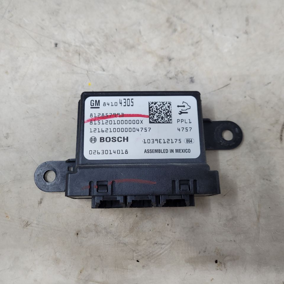2017 SILVRDO15 DRIVER PARK ASSIST MODULE 84104305 27169 - image 5