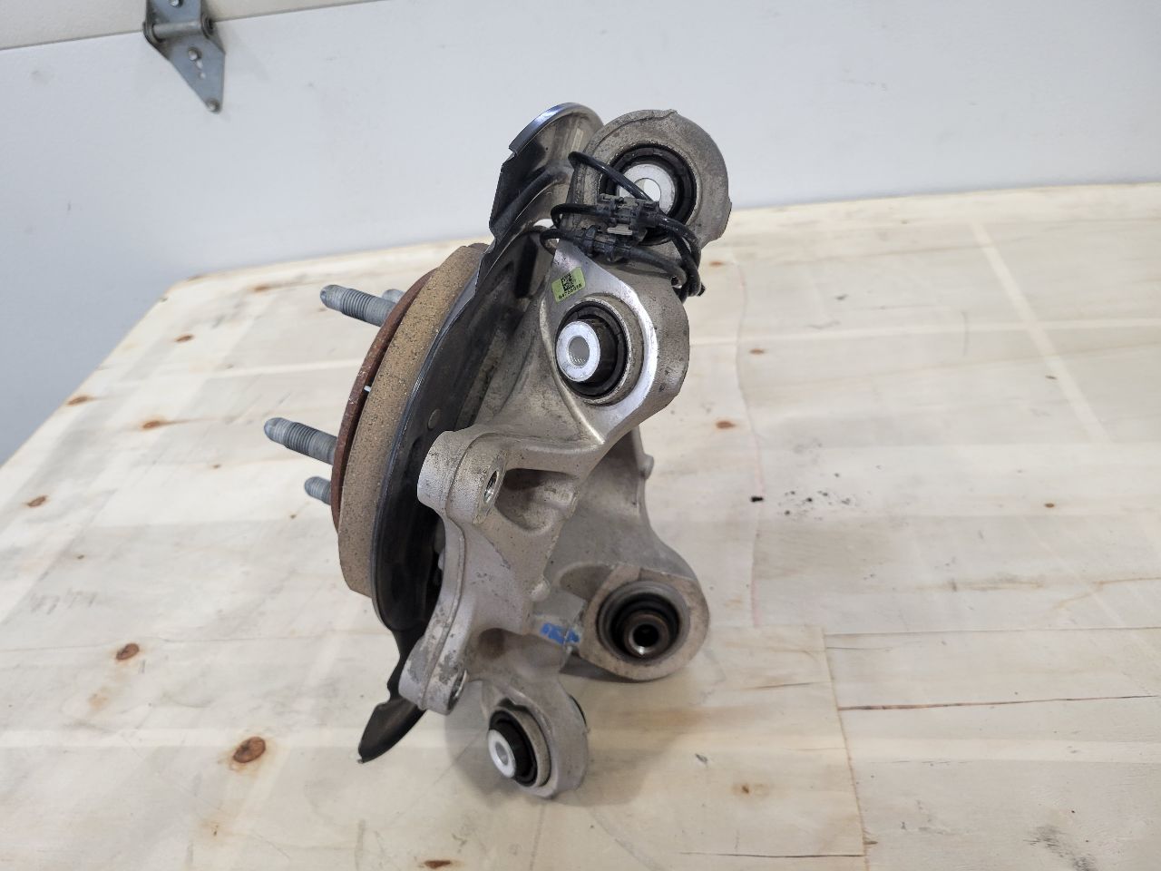 2022 CAMARO RH PASSENGER REAR SPINDLE HUB SS 1LE 27197 - image 6