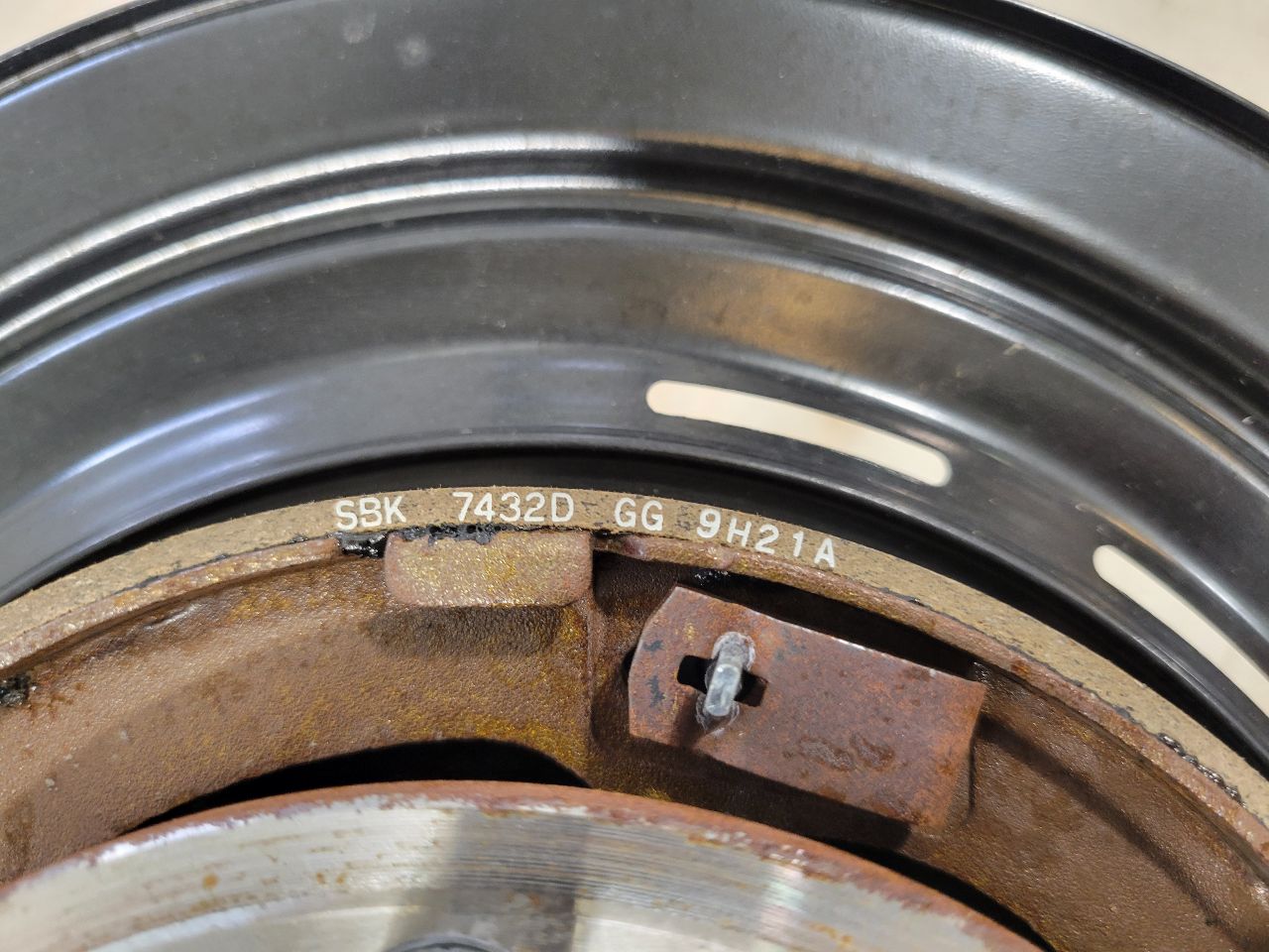 2022 CAMARO RH PASSENGER REAR SPINDLE HUB SS 1LE 27197 - image 12