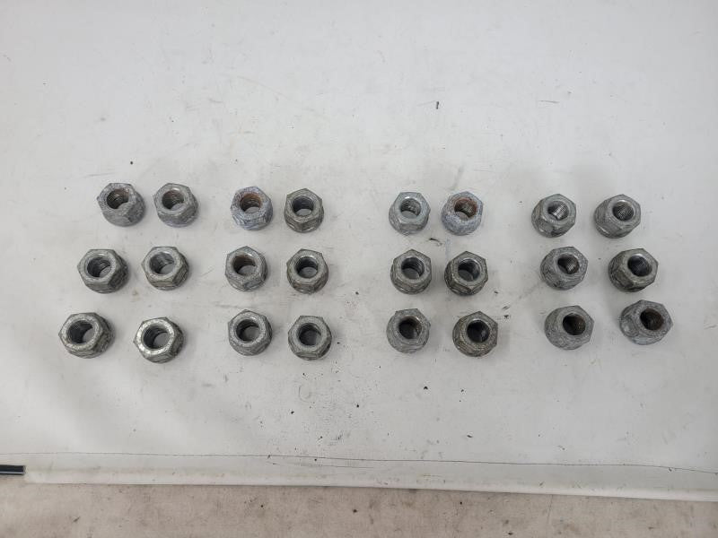 2013 YUKON OEM LUG NUTS SET OF 24 271 - image 2