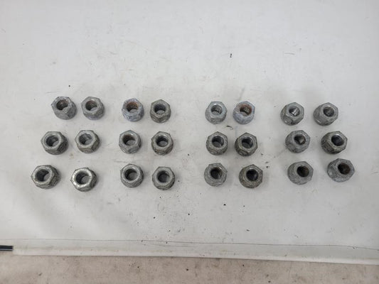 2013 YUKON OEM LUG NUTS SET OF 24 271 - image 2