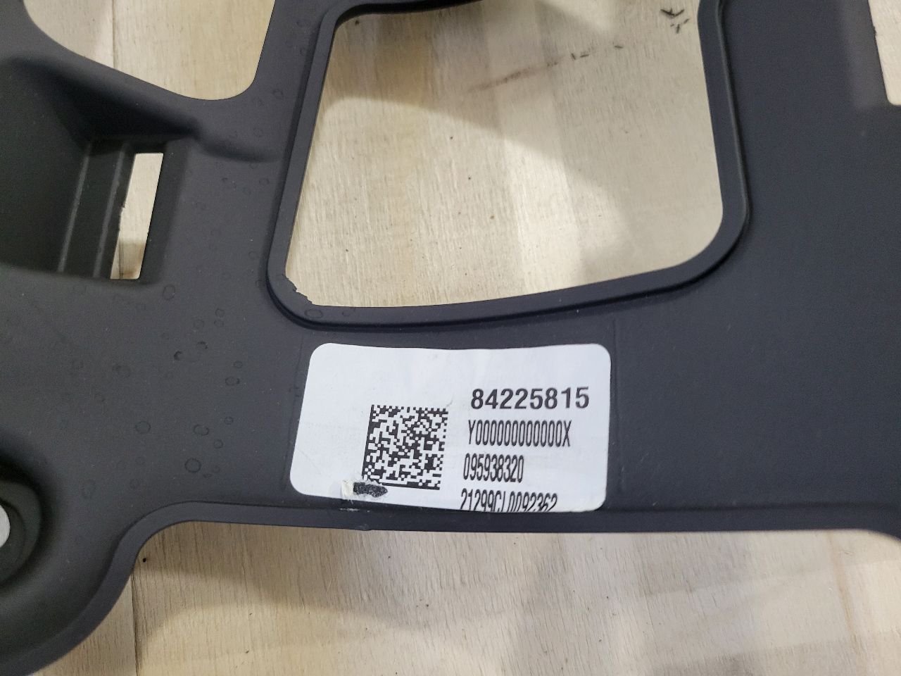 2022 CAMARO DASH BEZEL RADIO SURROUND TRIM 27202 - image 17