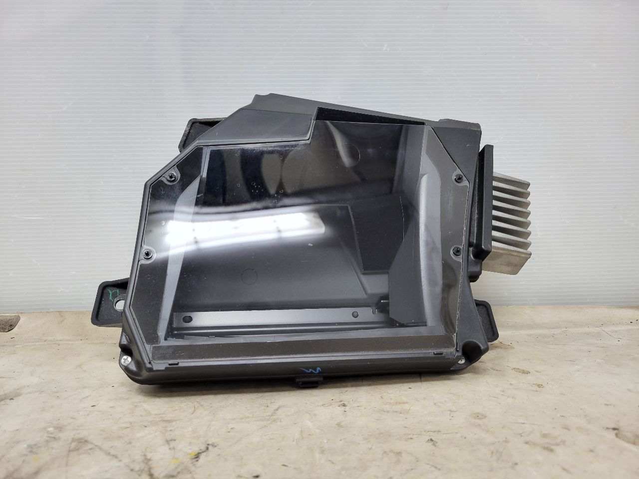 2022 CAMARO HUD HEADS UP DISPLAY PROJECTOR 27216 - image 1